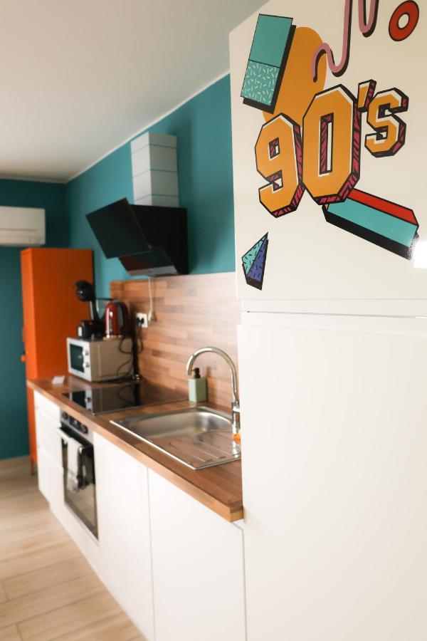 Capsule 90'S - Balneo - Sauna - Flipper - Billard - Netflix - Nintendo Switch & Jeux - Mons  Exterior foto